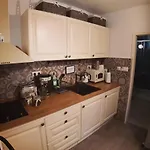 Liza\'S Downtown Apartment